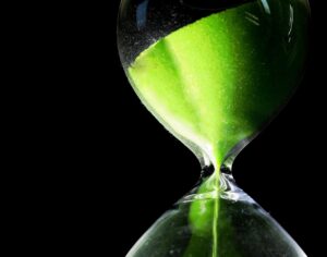 衣替えのタイミングは最高気温25度のいつまでがベスト？